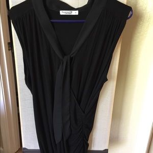 Black maternity and nursing top